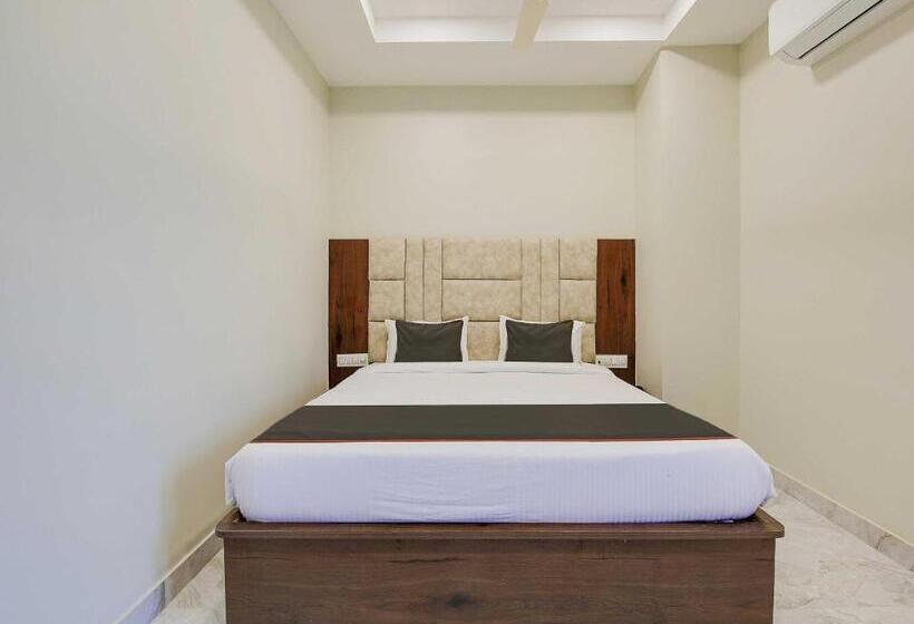 اتاق کلاسیک سه تخته, Collection O Hotel Simhadri Grand