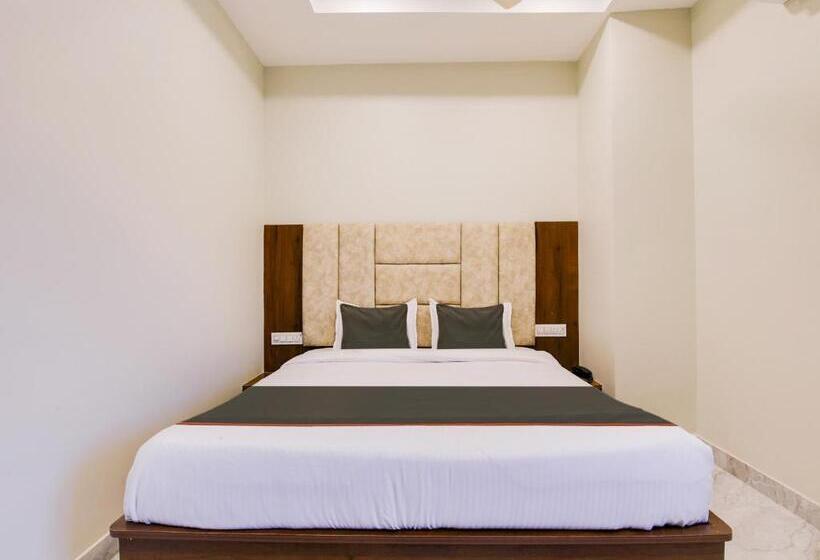 اتاق کلاسیک سه تخته, Collection O Hotel Simhadri Grand