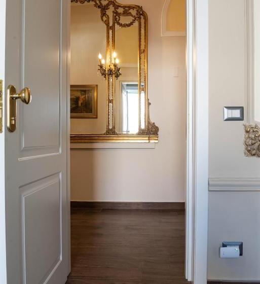 اتاق لوکس با بالکن, Epoque Bed And Breakfast