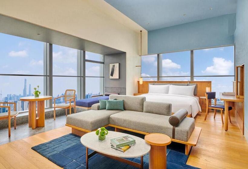 استودیوی لوکس, Artyzen New Bund 31 Shanghai Qiantan