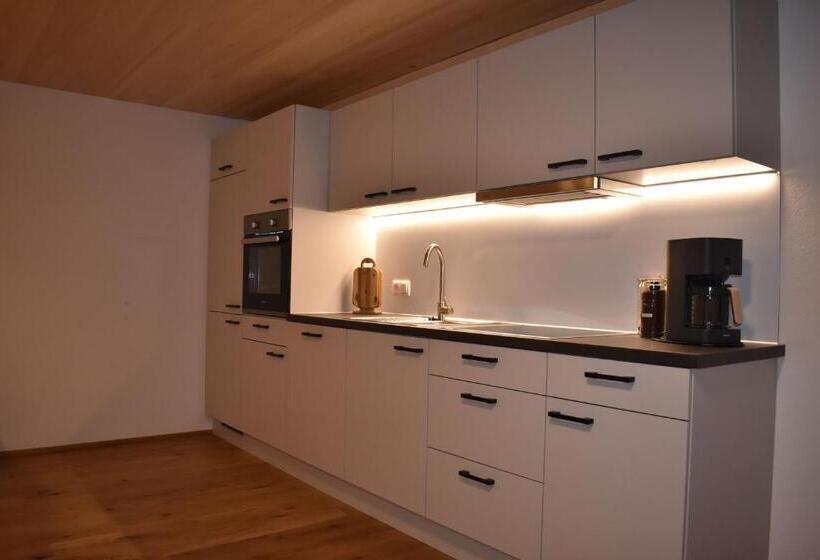 آپارتمان 1 خوابه همکف, Ferienwohnung Bergtraum
