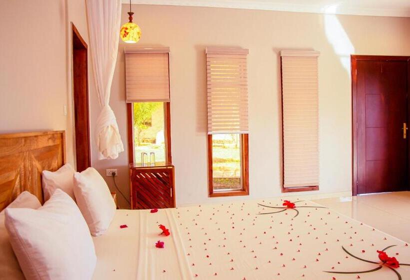 اتاق استاندارد یک نفره, Mandarin Resort Zanzibar
