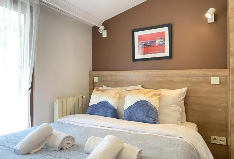Suite with Terrace, Meridian