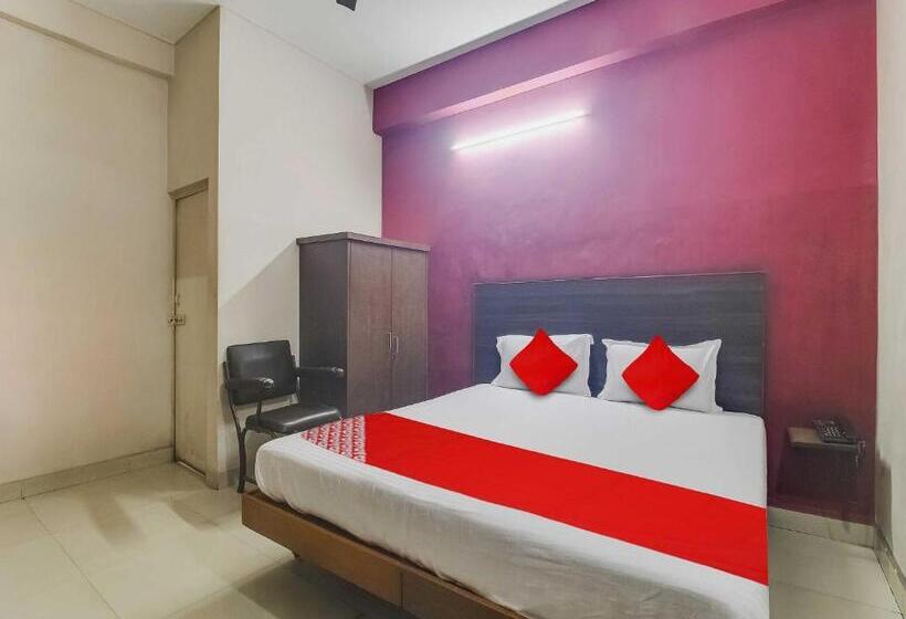 اتاق کلاسیک سه تخته, O Bharat Lodge