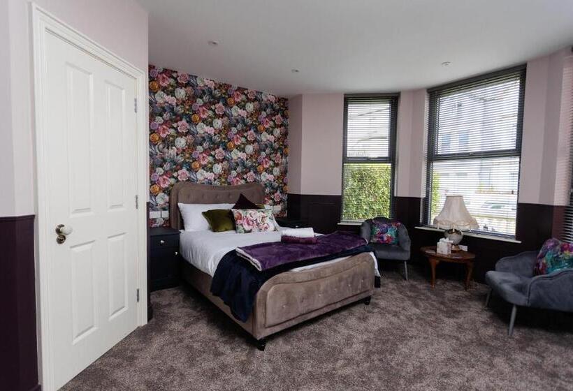 اتاق لوکس, Boutique Stays At 78
