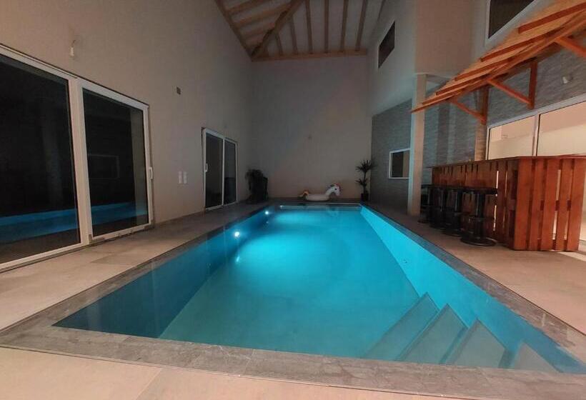 带共用浴室的标准房间, Chambres De La Tuilerie