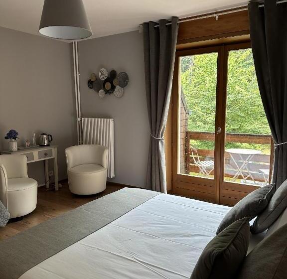 اتاق سوپریور, Coté Forêt Maison D Hôtes