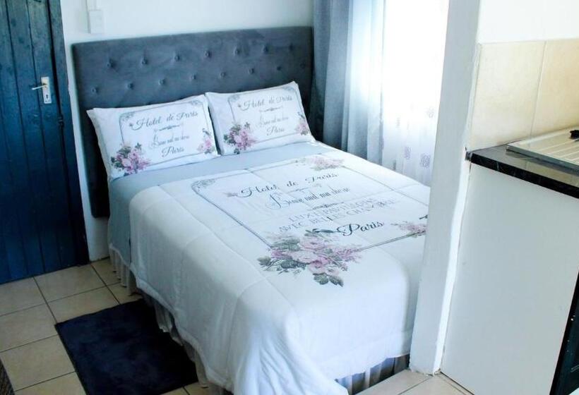 اتاق استاندارد, Cozy Blue Guesthouse
