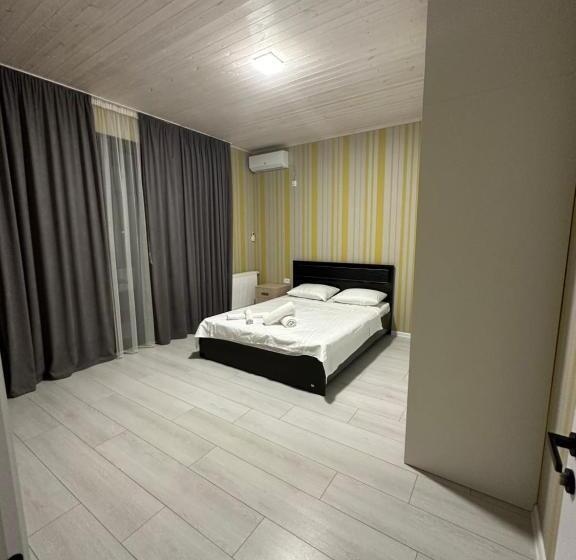 اتاق اکونومی, Guesthouse Chrdili
