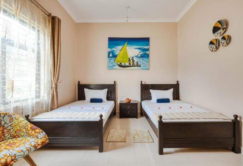 اتاق استاندارد, Shivo Guest House