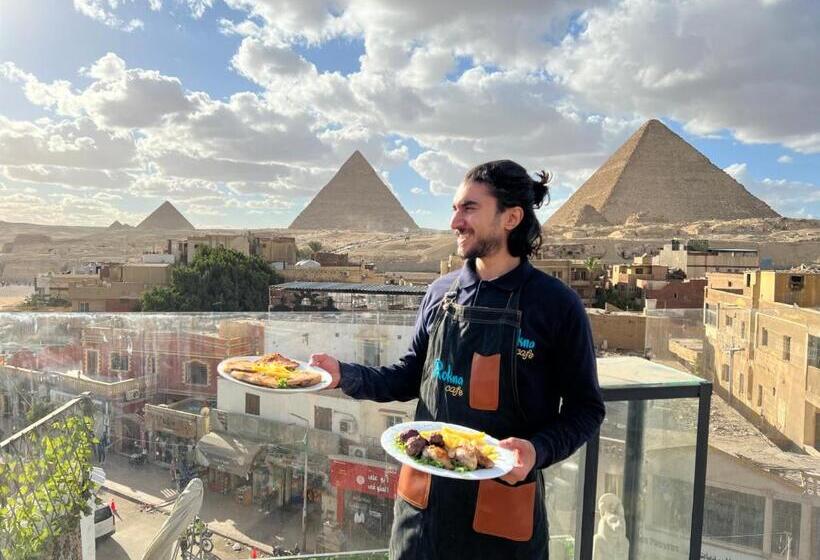 سوئیت با بالکن, Pyramids Top Guest House Suite