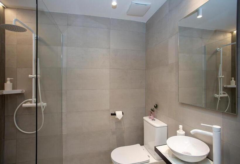 اتاق استاندارد یک نفره, Aila Ii Hotel Boutique By Singularstays   Digital Access