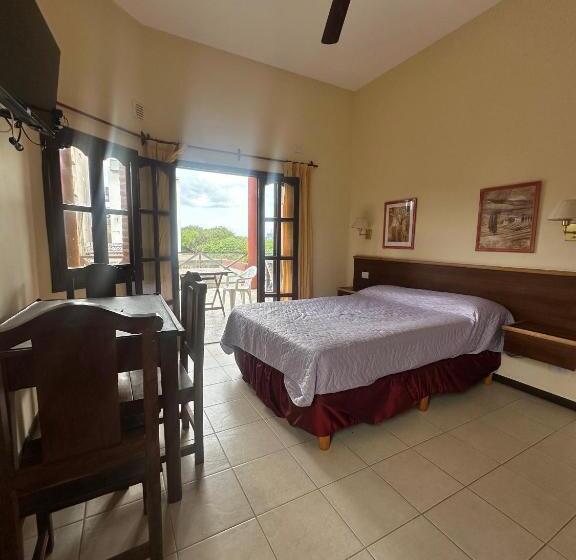 استودیوی استاندارد, Apart Costa Esmeralda