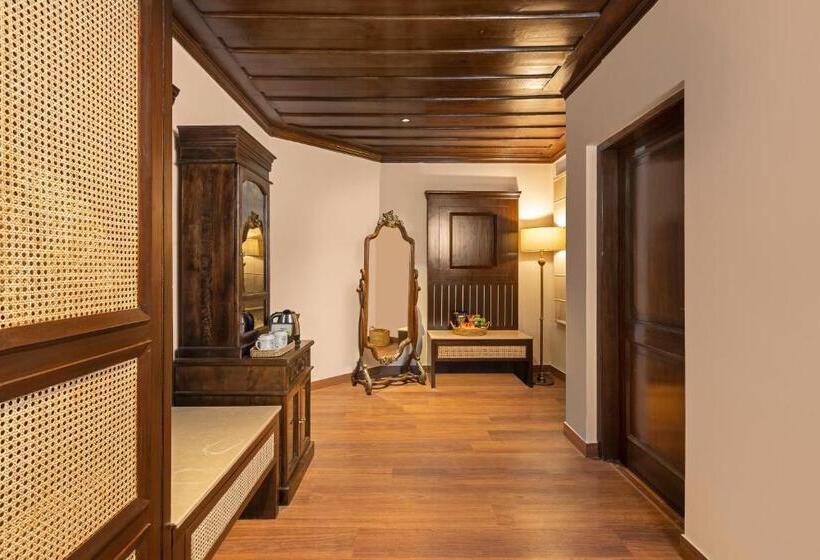 سوییت خانوادگی, Brij Anayra Dharamshala   A Himalayan Luxury Retreat