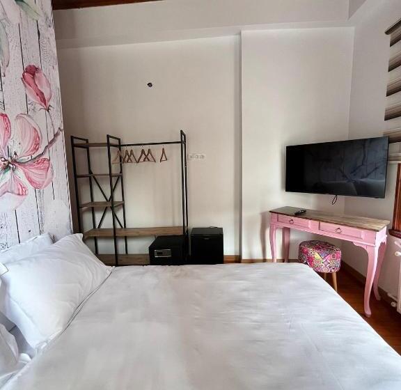 سوییت جونیور, Dimora Kadıköy
