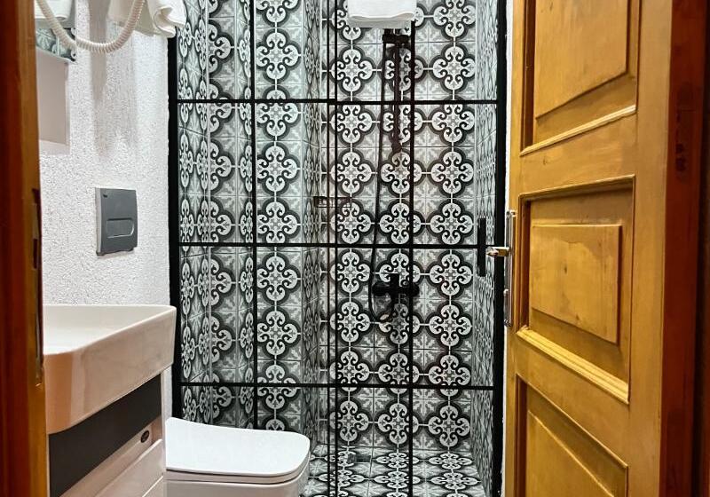 اتاق لوکس, Dimora Kadıköy