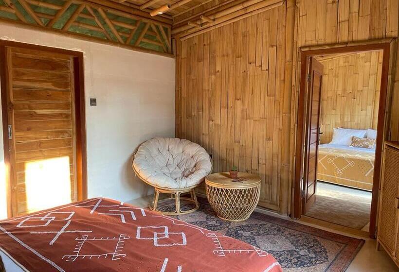 بانگلوی استاندارد 2 خوابه, Nusava Boutique