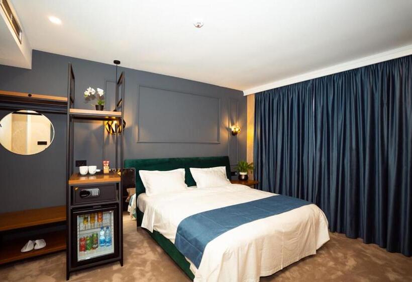اتاق لوکس با تخت بزرگ, Kame Hotel Belgrade,贝尔格莱德凯美酒店