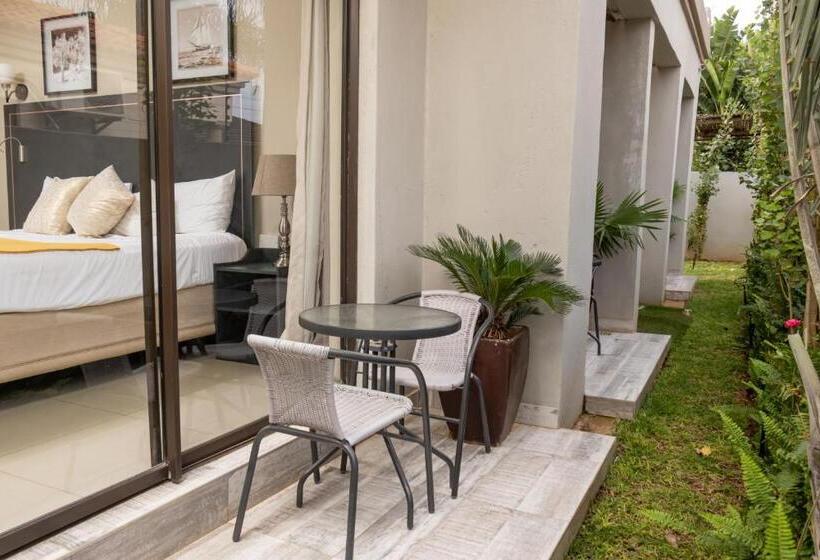 اتاق استاندارد با تخت بزرگ, Milele Lodge