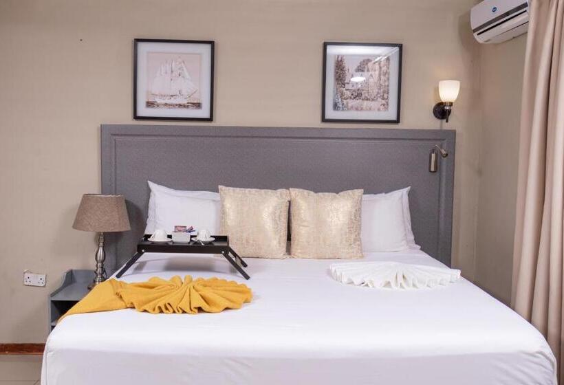 اتاق استاندارد با تخت بزرگ, Milele Lodge