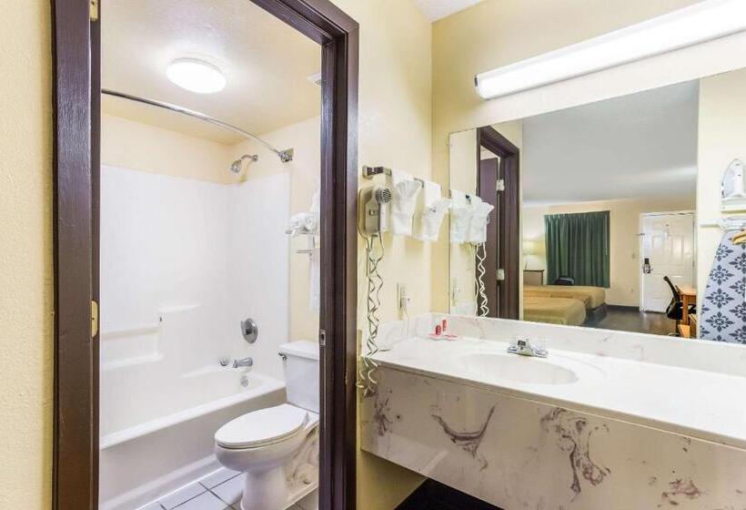 اتاق استاندارد با تخت بزرگ, Econo Lodge