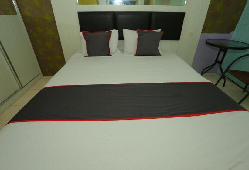 اتاق لوکس, Collection O 93148 Pelangi Residence 2