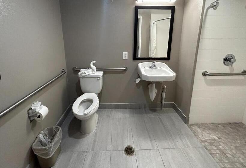 اتاق استاندارد برای معلولان, Studio 6 Suites Carson, Ca