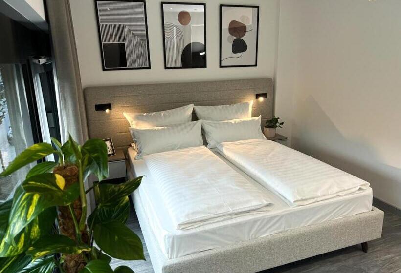 اتاق لوکس, Arus Hotels