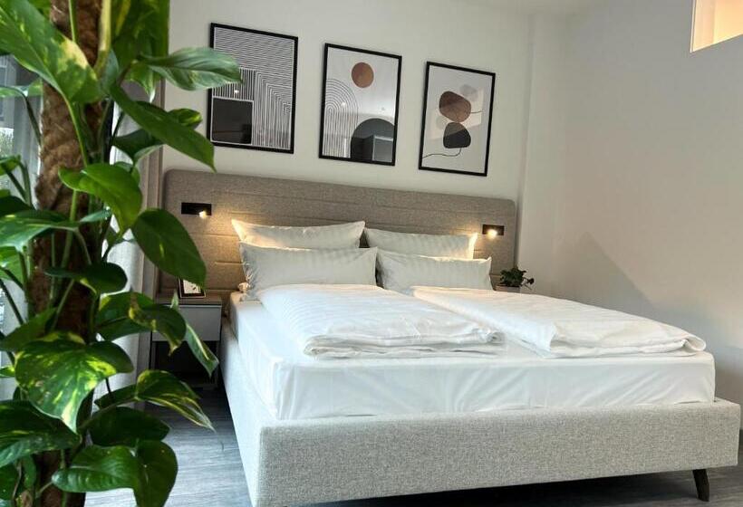 اتاق لوکس, Arus Hotels