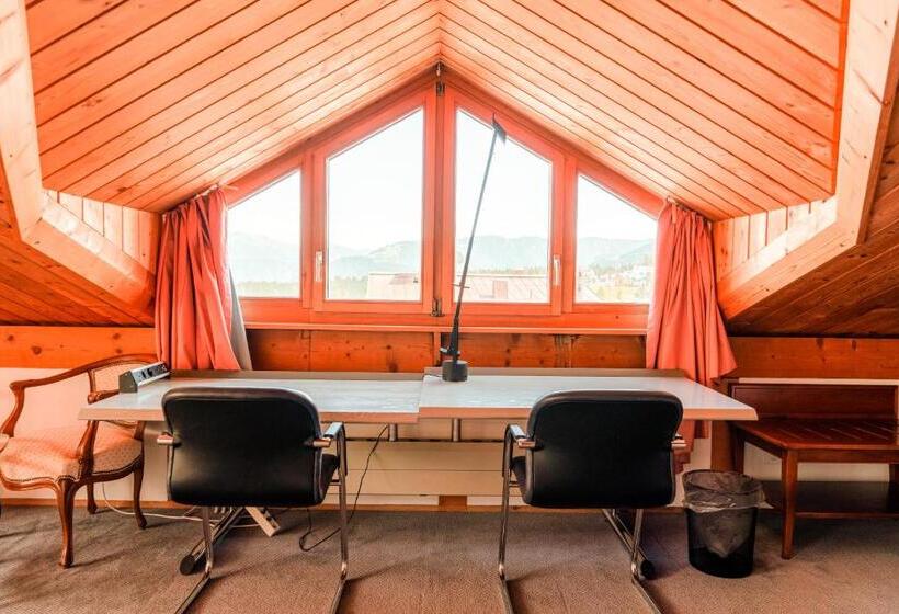 اتاق استاندارد چهار تخته, Hillsite Smart Hotel Flims