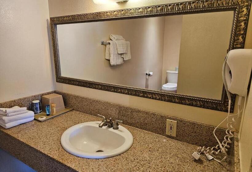 اتاق استاندارد, Cle Elum Travelers Inn