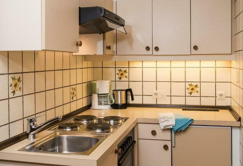 سوئیت با بالکن, Gästehaus Haffner