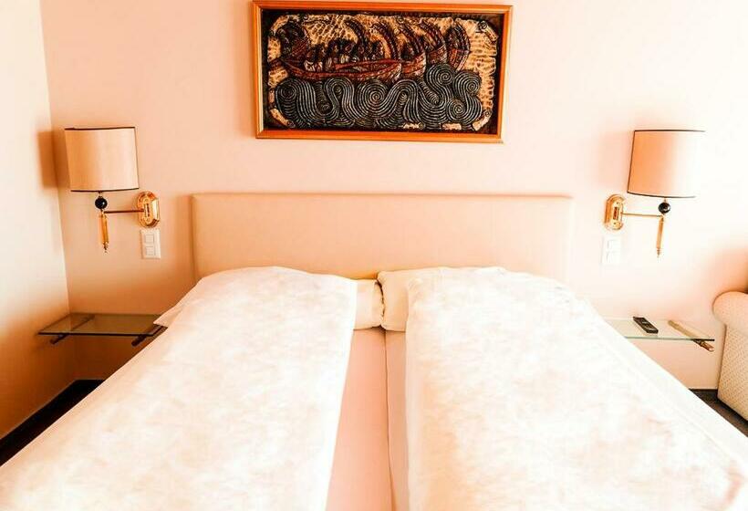 اتاق استاندارد با چشم‌انداز کوهستان, Hillsite Smart Hotel Flims