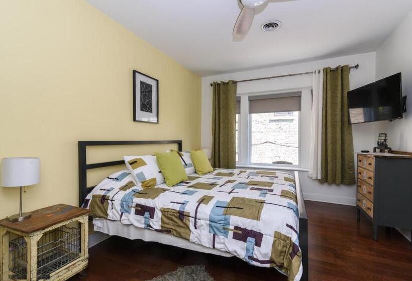 اتاق استاندارد, House 5863  Chicago S Premier Bed And Breakfast