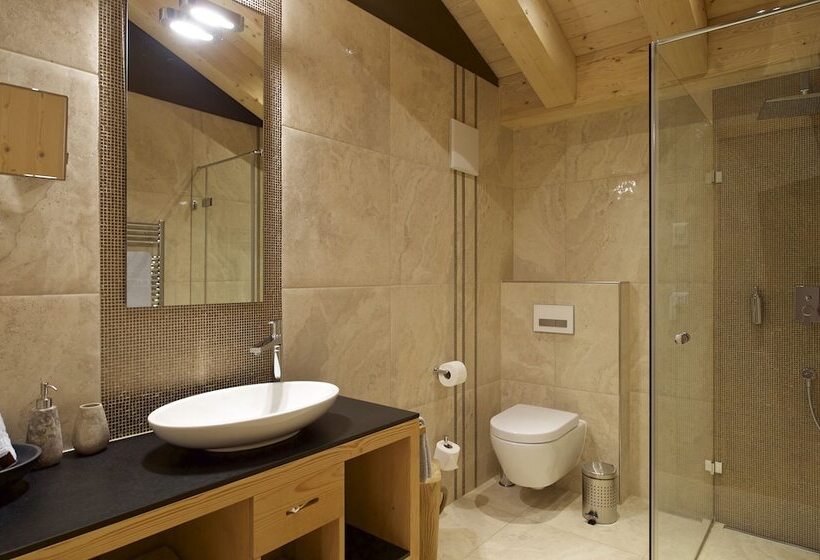 1 Bedroom Penthouse Apartment, Matterhorn Lodge Boutique Hotel & Apartments