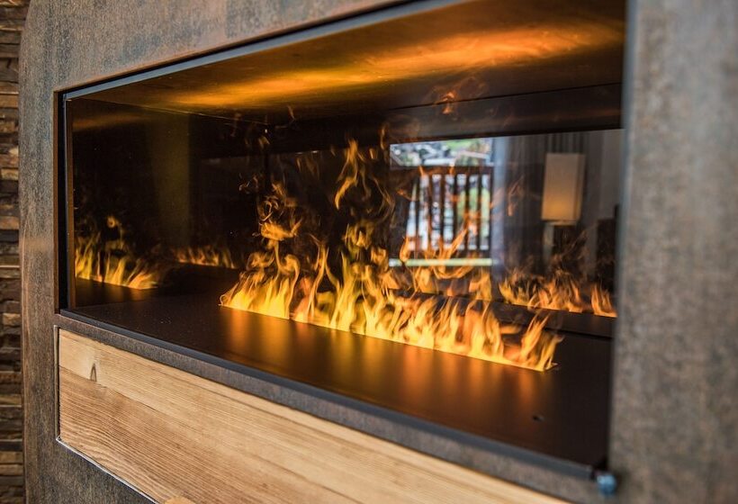1 Bedroom Penthouse Apartment, Matterhorn Lodge Boutique Hotel & Apartments