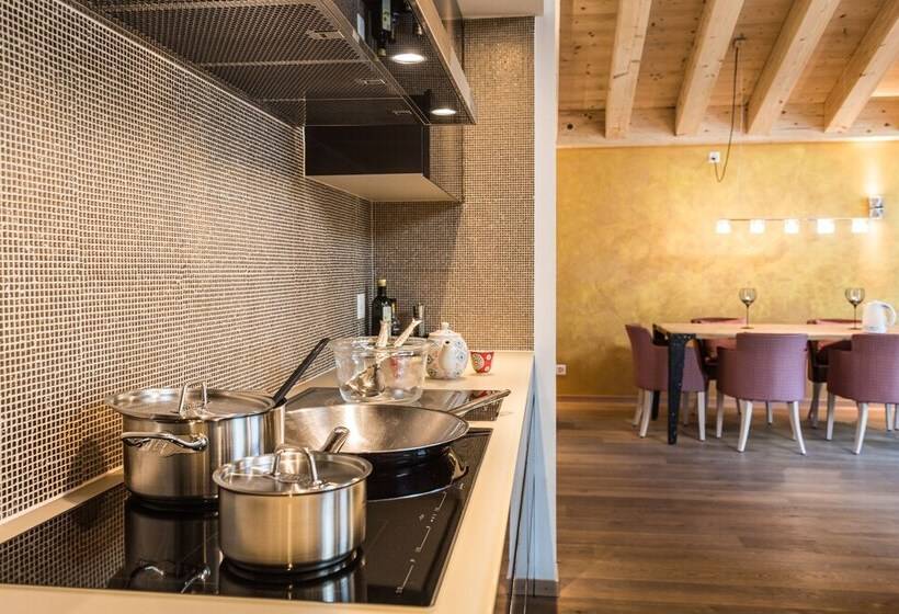 1 Bedroom Penthouse Apartment, Matterhorn Lodge Boutique Hotel & Apartments