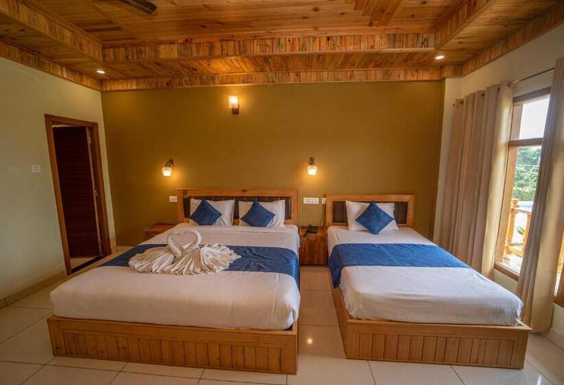 اتاق استاندارد سه تخته با بالکن, Corbett Bunglow , Jim Corbett