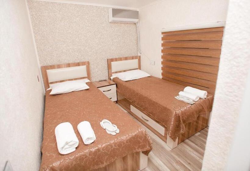 اتاق استاندارد با چشم‌انداز شهر, Nm Butik
