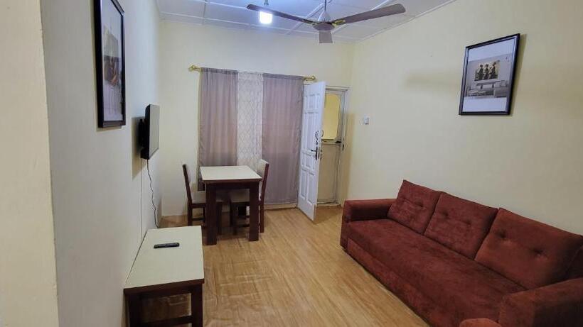 اتاق استاندارد اینتریور, Lord S Hands Guest House Hotel