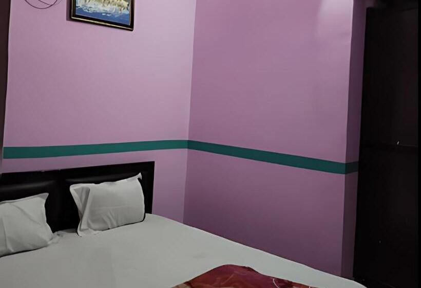 اتاق استاندارد, Shriveni Madhav Hotel Near Kalindi Floating Restaurant
