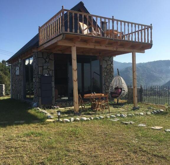 اتاق استاندارد چهار تخته, Sarabi Suit Bungalov