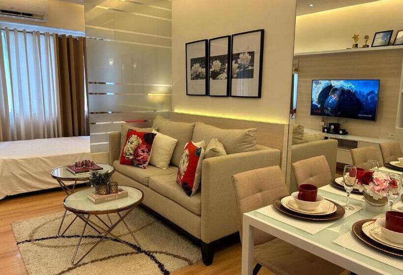 استودیوی لوکس, Trees Residences Staycation 1br/2br