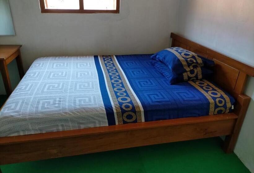 اتاق سوپریور, Merpati Hostel Banyuwangi