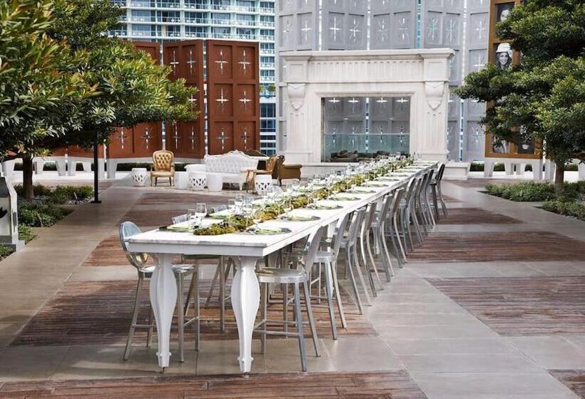 1 Bedroom Apartment Lake View, Icon & W Hotel / Waterfront / 20th Floor / Top Spa