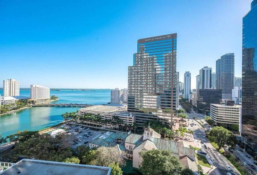 1 Bedroom Apartment Lake View, Icon & W Hotel / Waterfront / 20th Floor / Top Spa