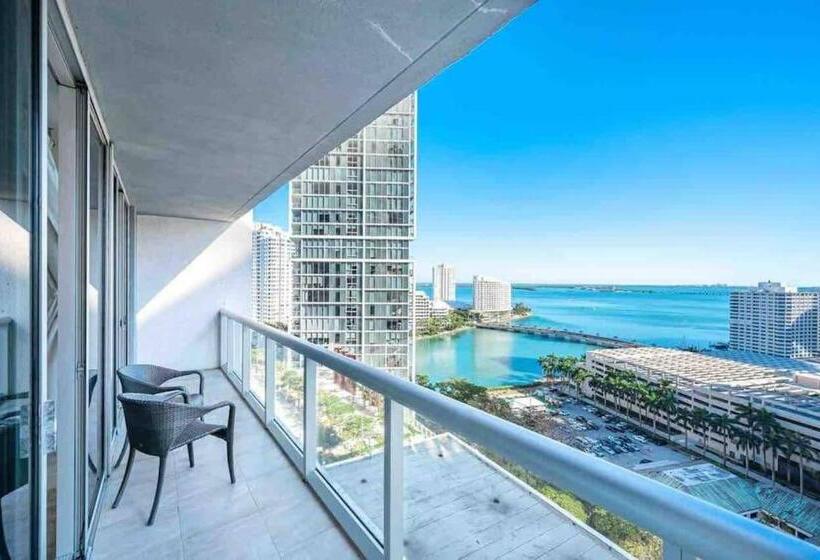1 Bedroom Apartment Lake View, Icon & W Hotel / Waterfront / 20th Floor / Top Spa
