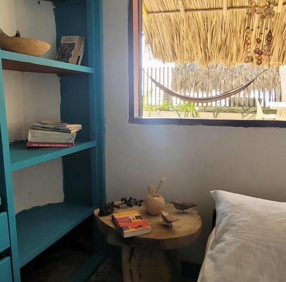 اتاق خانوادگی, Palenque Beach House