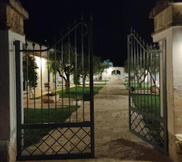 اتاق استاندارد چهار تخته, Room In B&b   Spacious Quadruple Room In Ancient Masseria Near The Sea In A Quiet Olive Trees