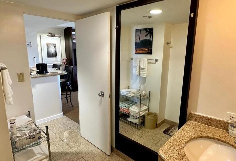 آپارتمان 1 خوابه با چشم‌انداز دریا, Waikiki Beach Experience! Luxury Oceanview Suite!
